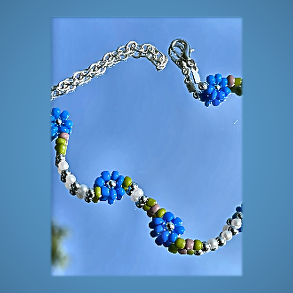 Collier Ondulé Fleurs Marguerites - Bleu Azur & Perles Argent