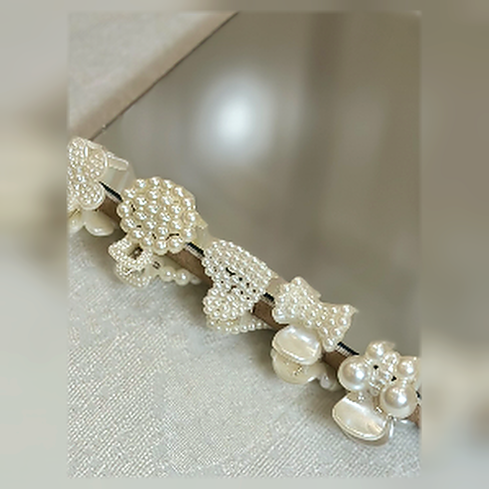 Luminous Pearl Crown Mini Claw Clip Trio