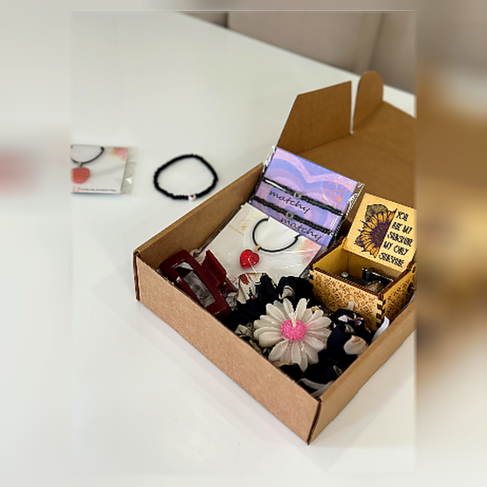 Sweetheart Sunshine Music Box & Accessories Box