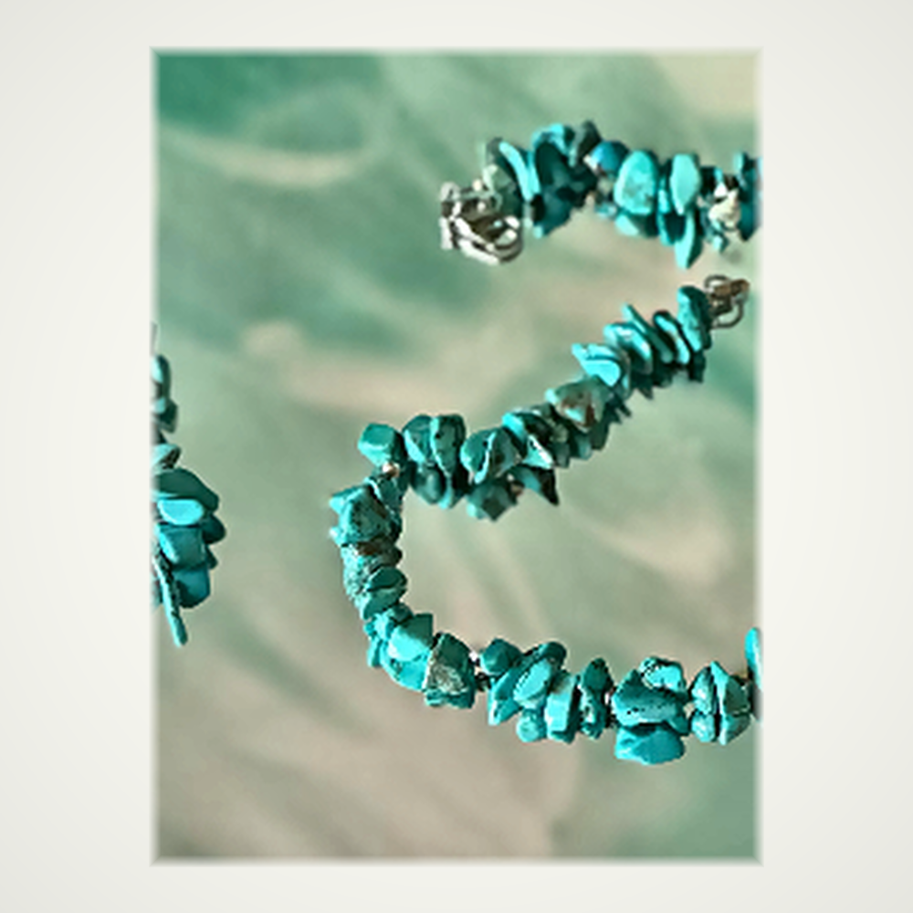 Collier Choker Éclats de Turquoise Brute & Fermoir Argenté